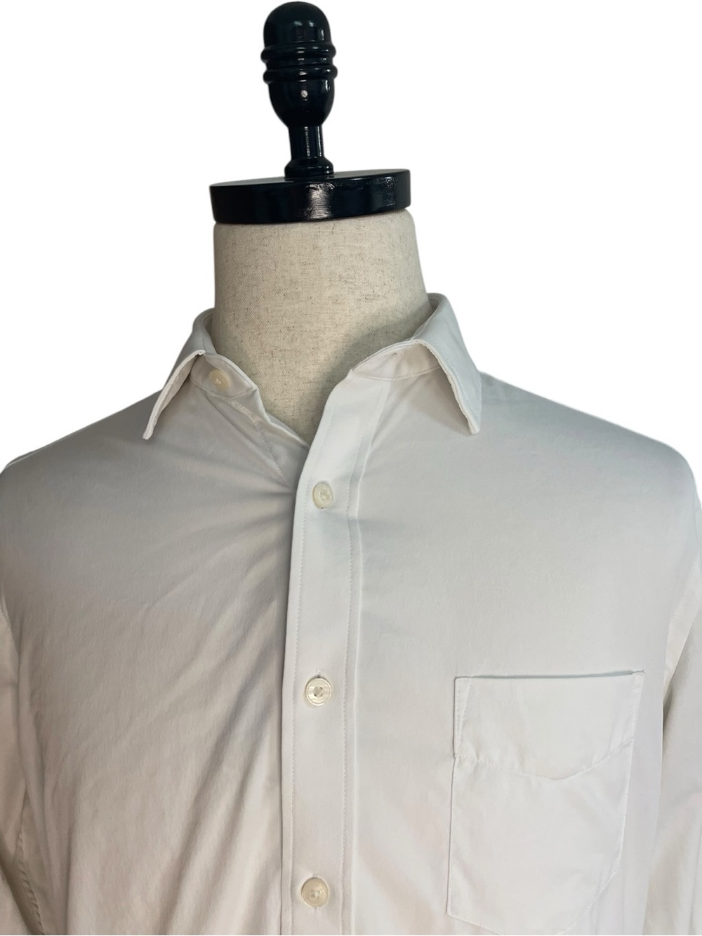 UNTUCKit Performance Gironde Slim Fit Button Down Shirt White - Picture 2 of 16